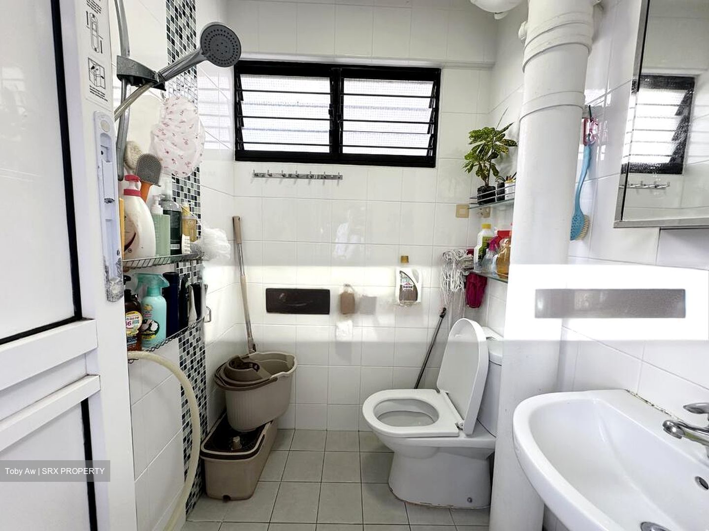 Blk 242 Gombak View (Bukit Batok), HDB 4 Rooms #502873391